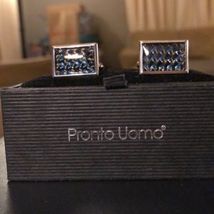 Pronto Uomo Blue and Black-patterned Cuff Links